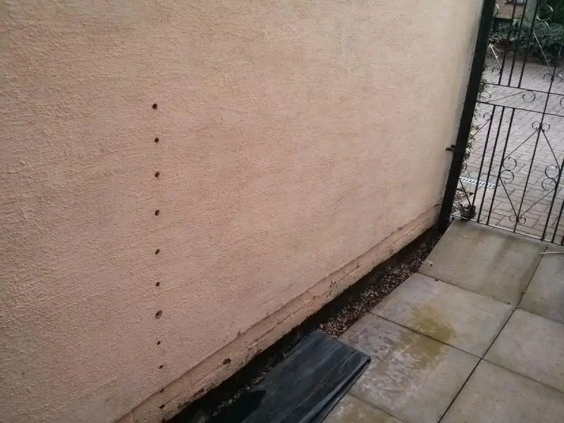 Damp Injection holes?