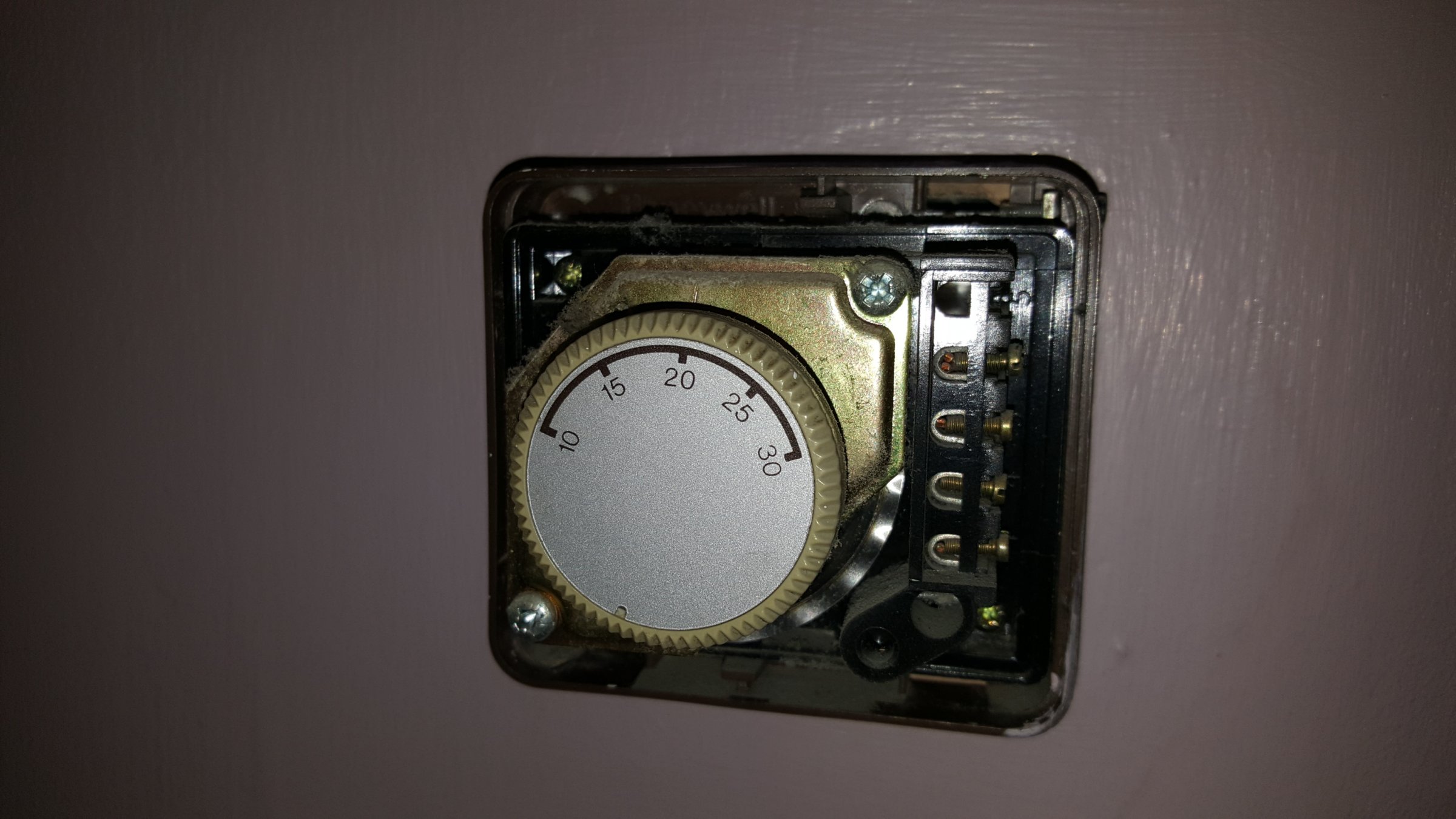 Thermostat Front
