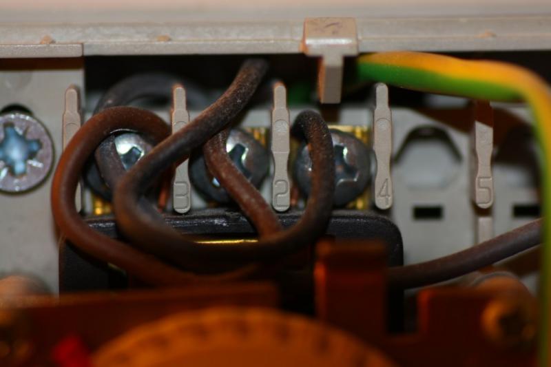 Thermostat Wiring Detail