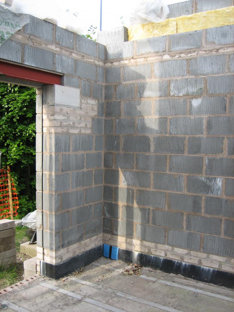 Do i Need pastiness for 1200 concrete lintel? Screwfix Community Forum