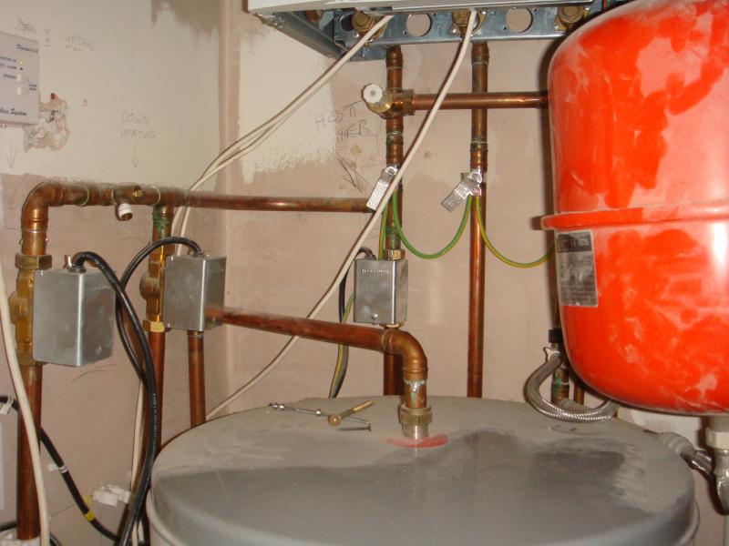 Mega flow heating system, Electrician needed DIYnot Forums