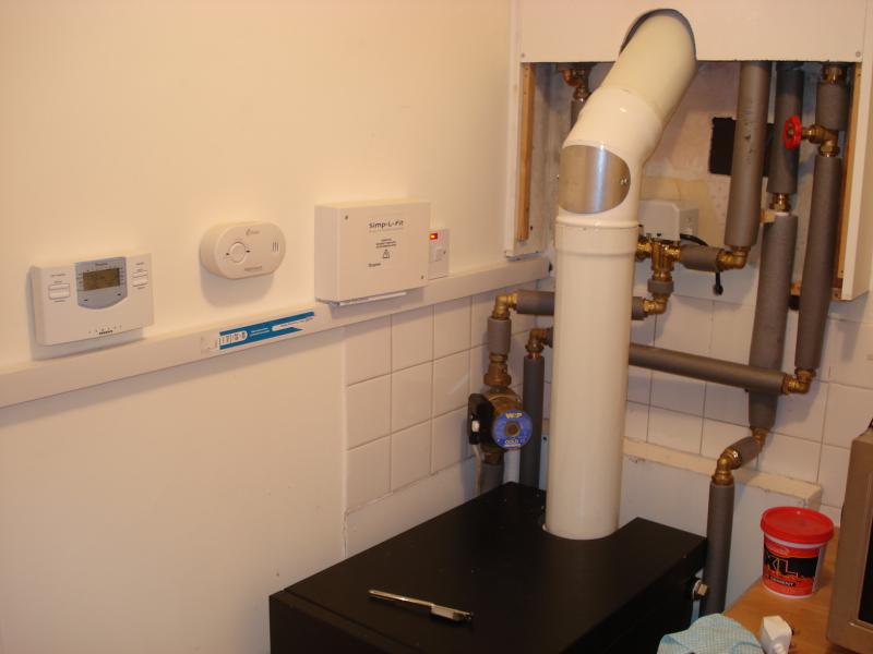 Central heating expansion tank overflowing from vent pipe DIYnot Forums