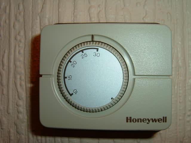 Replacing old Honeywell room thermostat with T6360 | DIYnot Forums