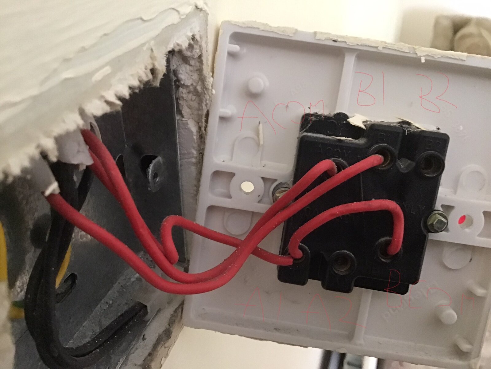 2 Gang switch wiring | DIYnot Forums