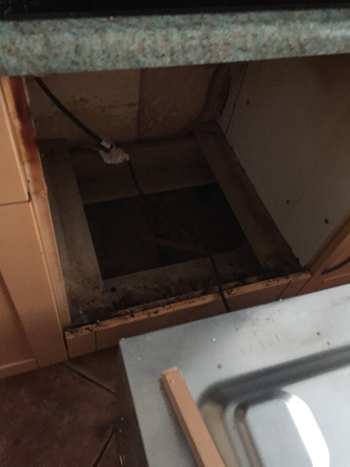 Can I retro fit an under oven drawer ? DIYnot Forums