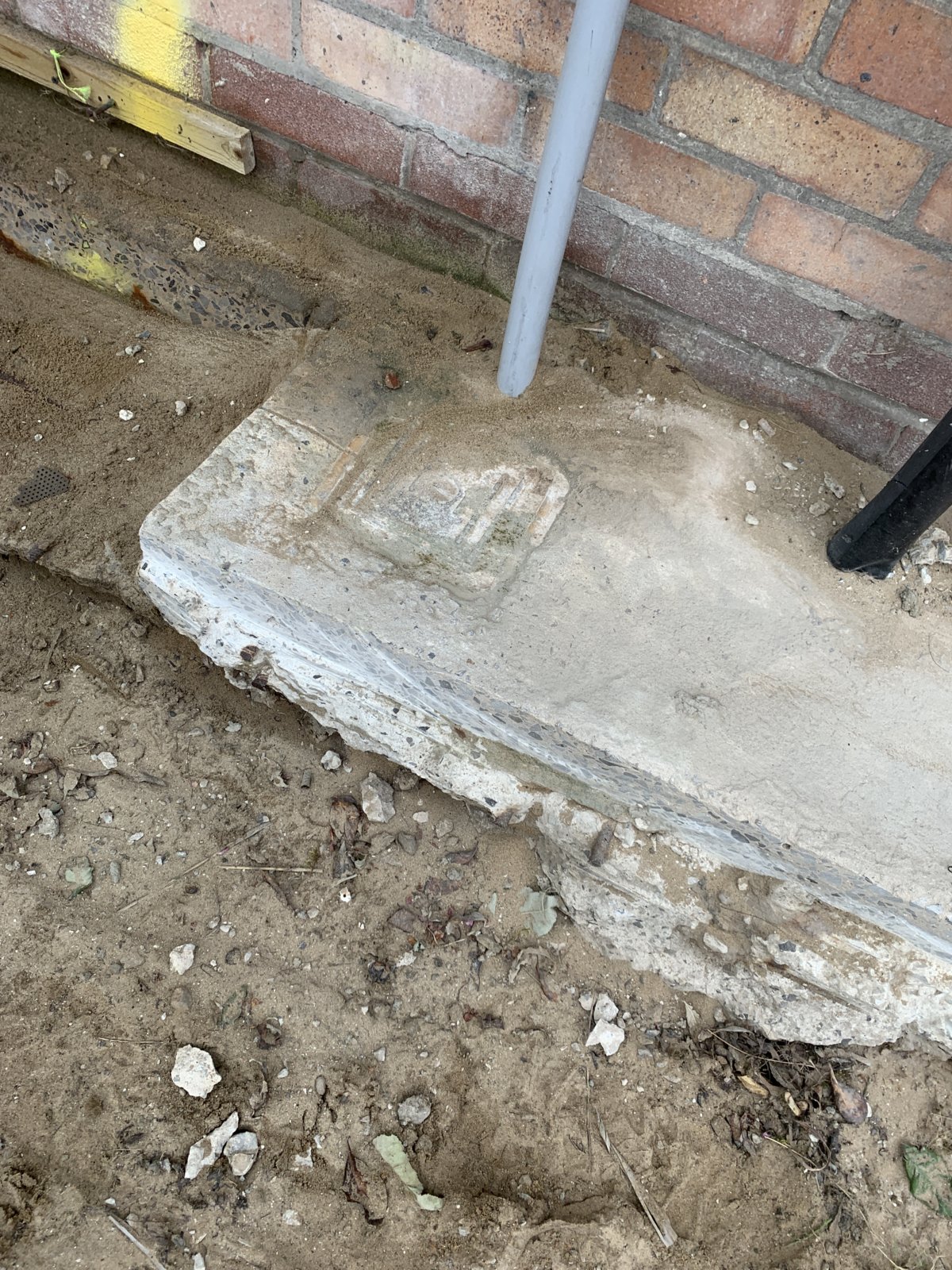 Garage floor concrete DPM and connecting to existing foundation edge