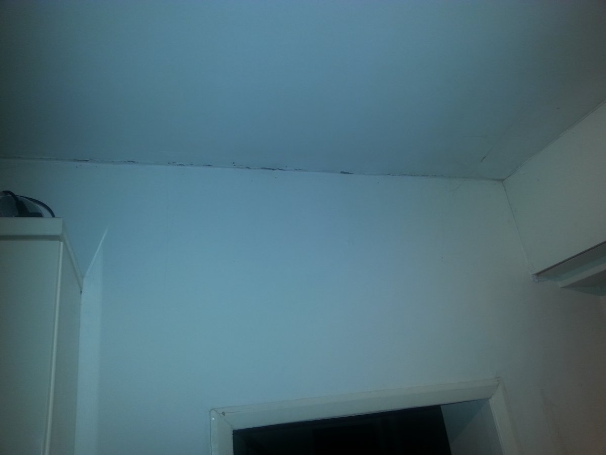 Crack Between Ceiling and Wall  DIYnot Forums