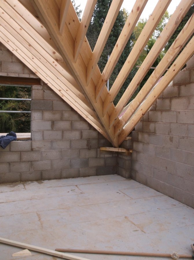 Using a steel UB in a valley | DIYnot Forums