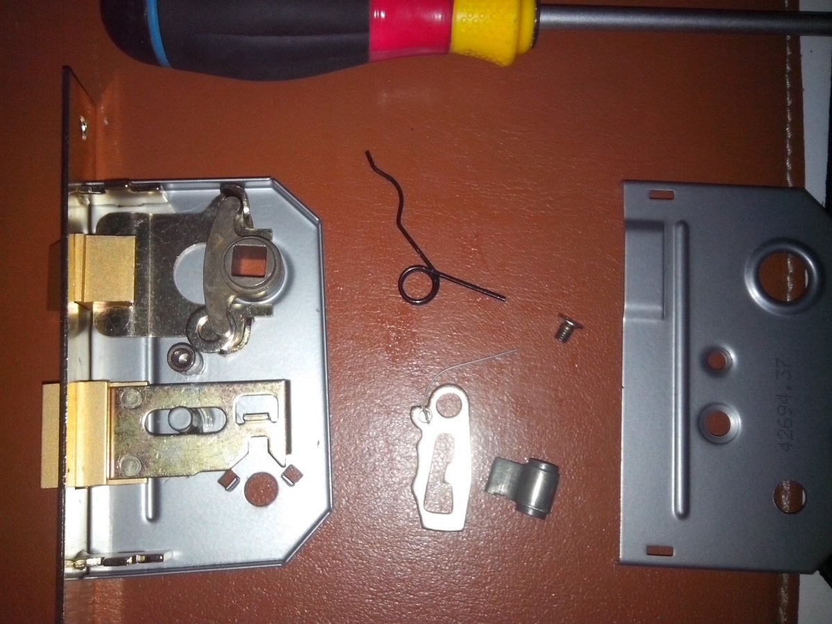 Reversing a lock latch DIYnot Forums