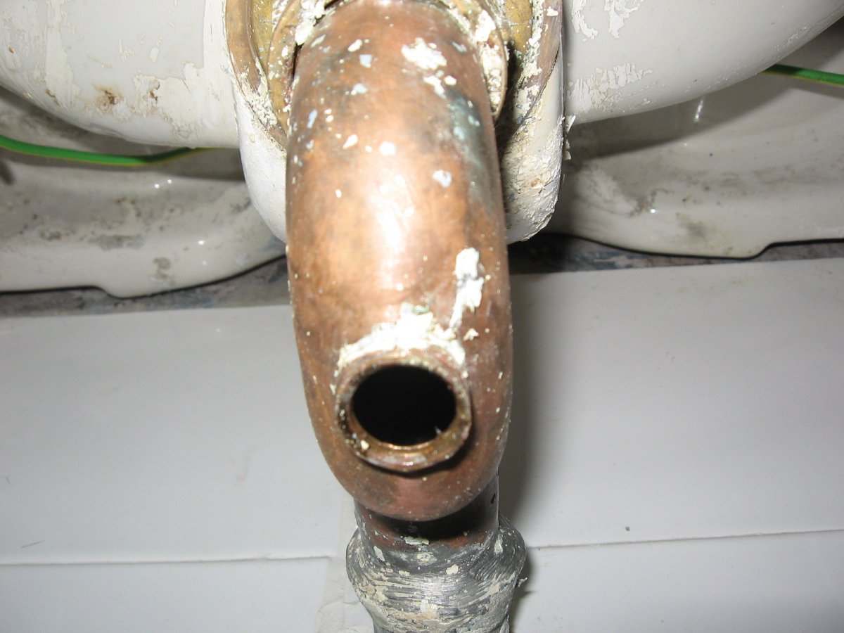 Drain plug in copper waste bend leaking! DIYnot Forums