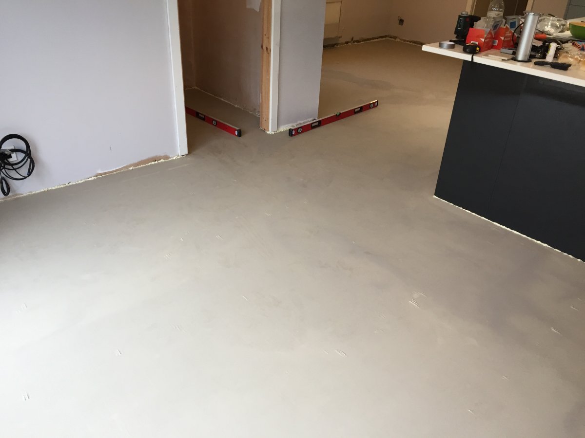 Self levelling compound over heating mats Page 2 DIYnot Forums