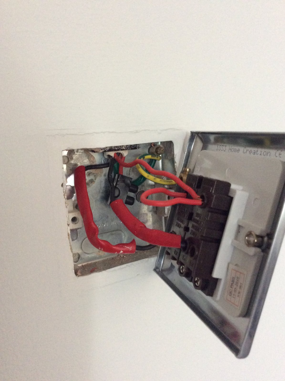 Wiring help wanted | DIYnot Forums