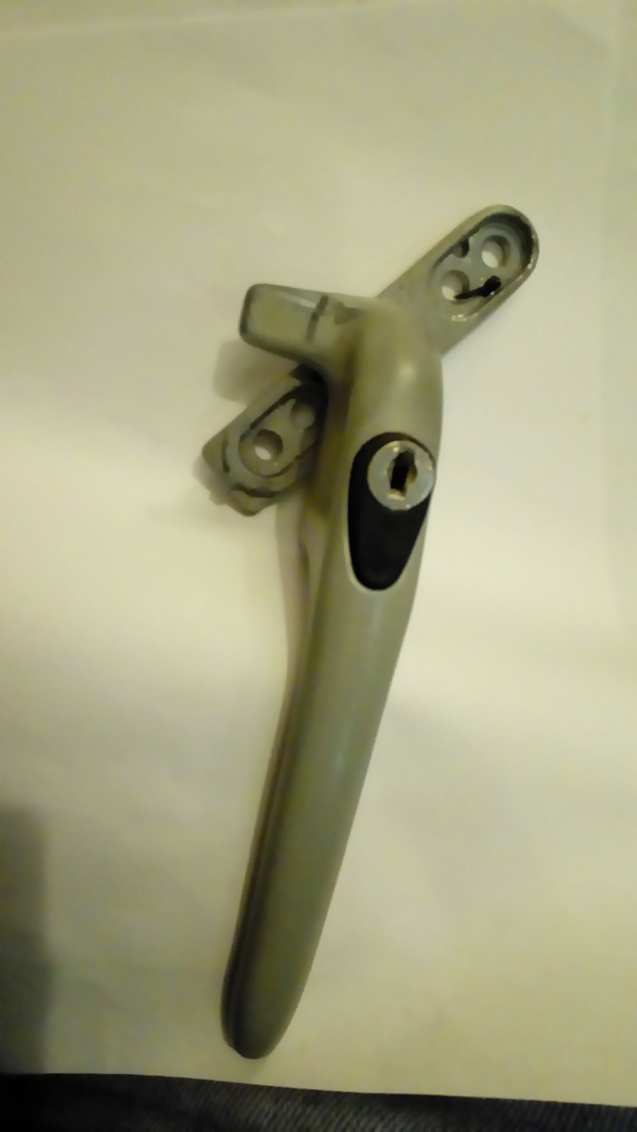 Request for help identifying double glazed window handle replacement