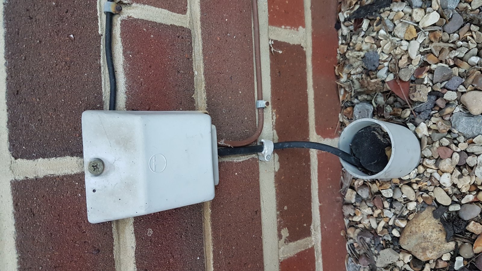 Advice on removal of suspected telephone extension cable DIYnot Forums