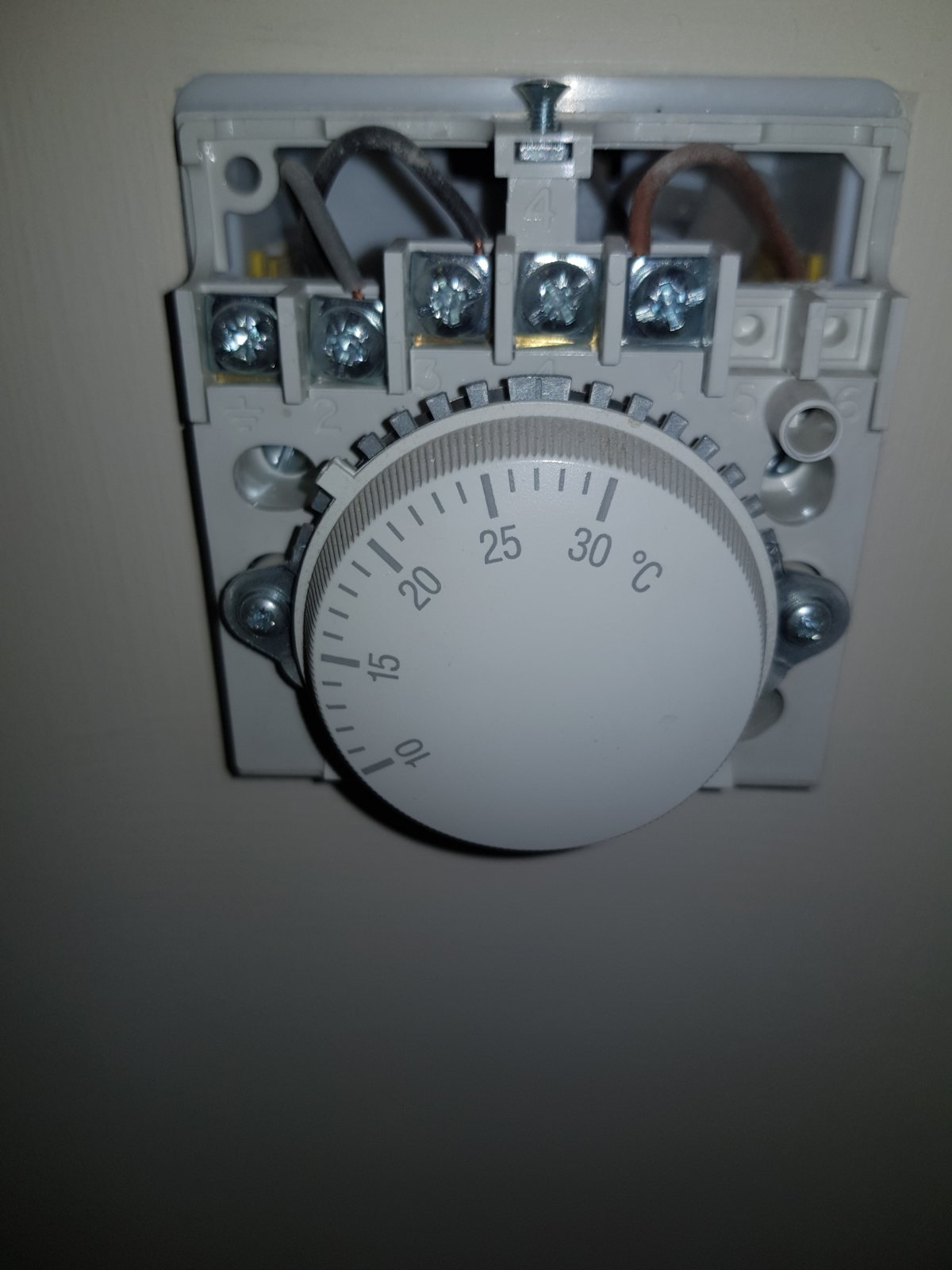 Hive wiring for a logic 30 Combi DIYnot Forums