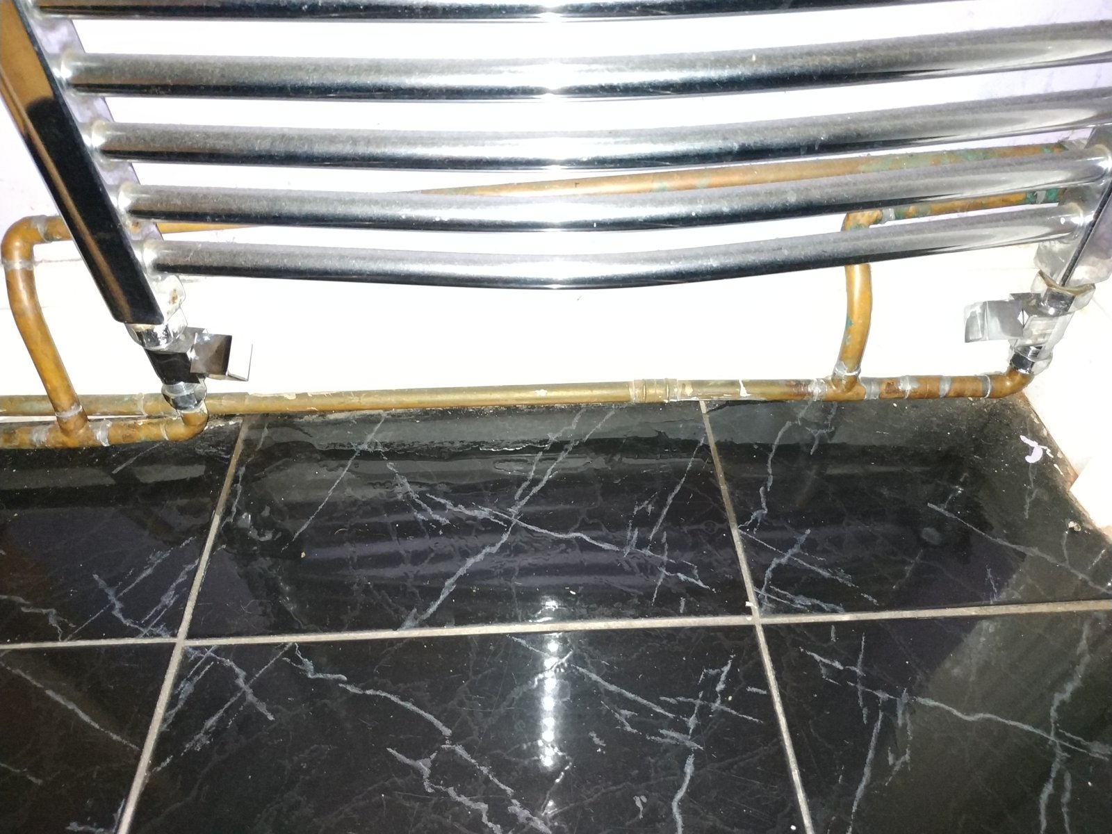 Leaking towel radiator valve DIYnot Forums