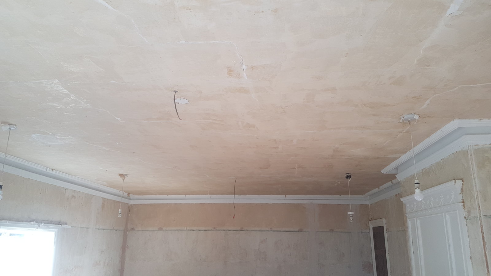 Lath And Plaster Lime Ceiling Repair Skim With Gypsum