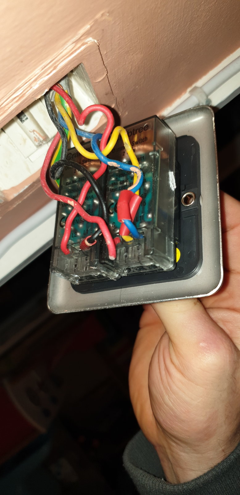 Blanking off a light switch from a 2 way circuit | DIYnot Forums
