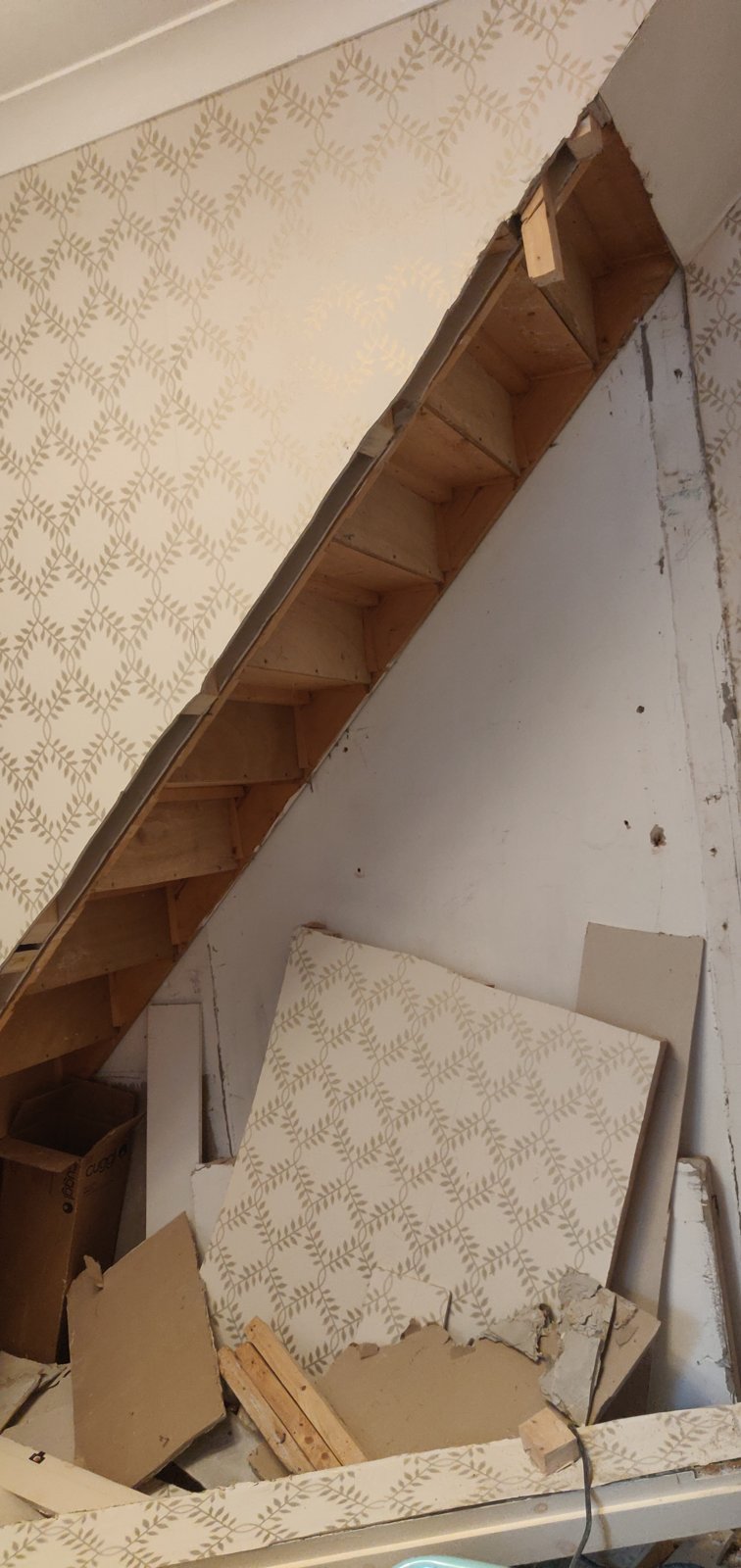Boxing in under stairs plasterboard Vs wood DIYnot Forums