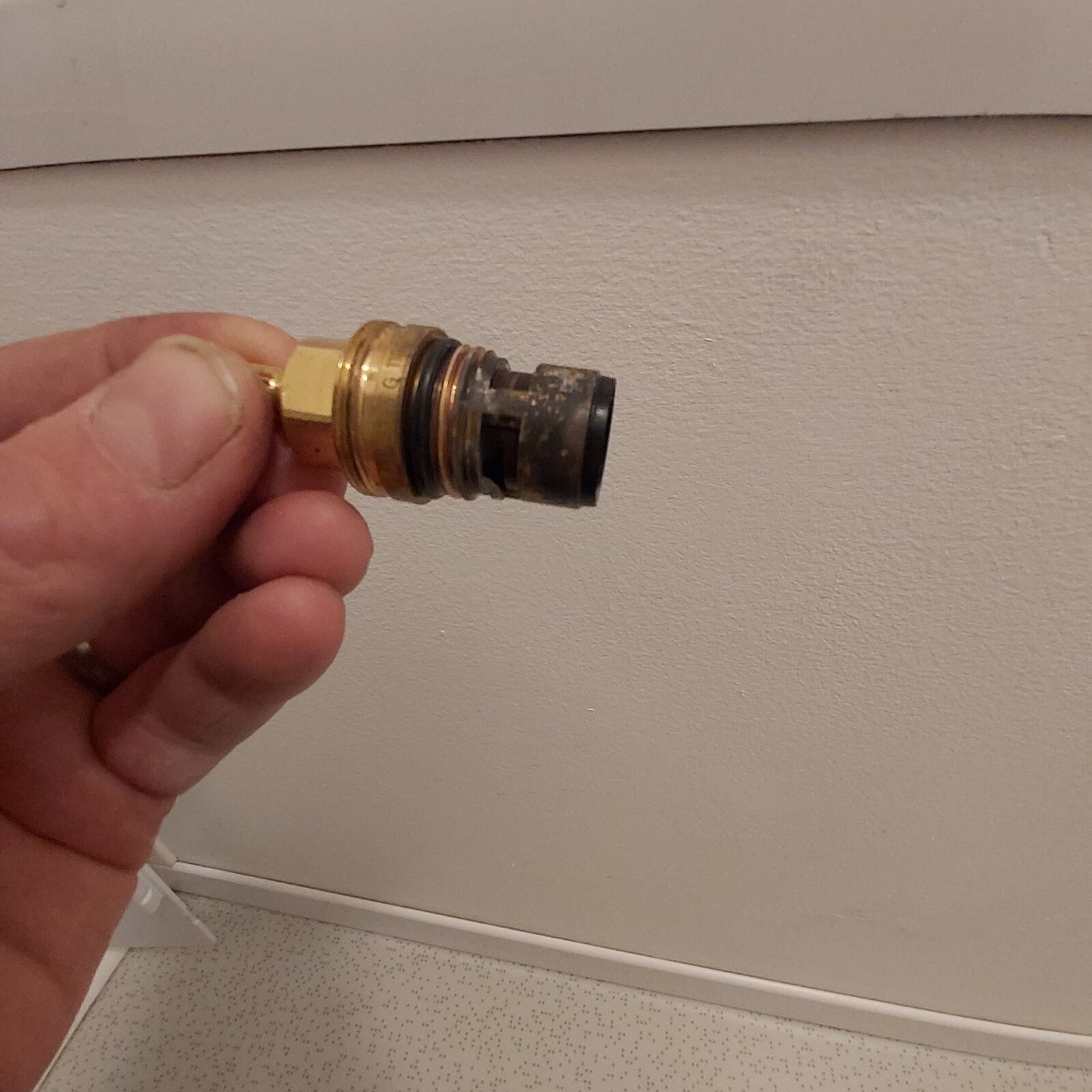 Grohe bath mixer leaking DIYnot Forums