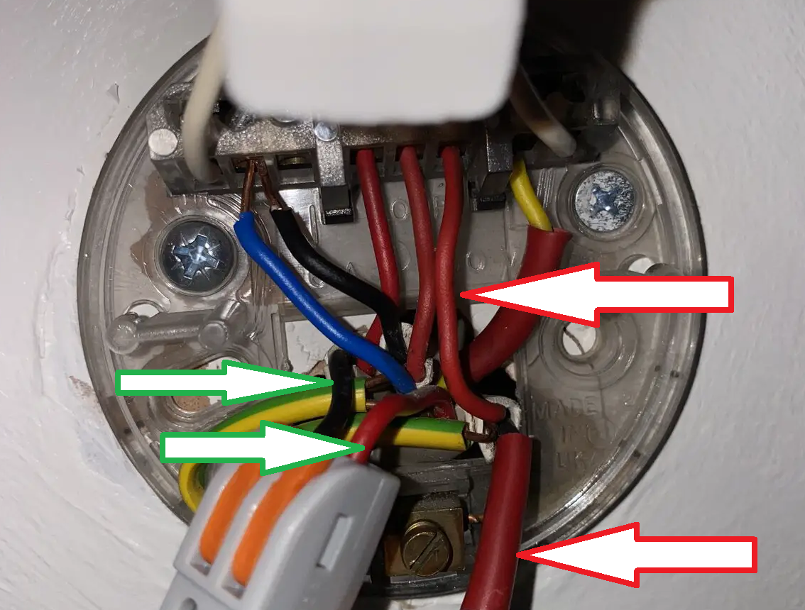 Light and extractor fan won’t run together when operated by new