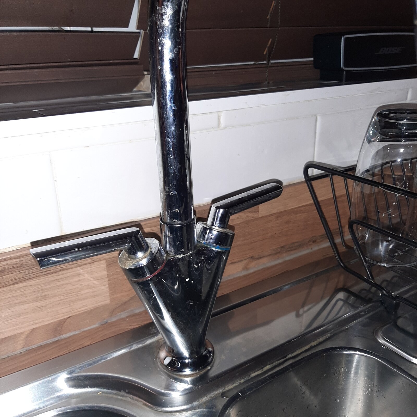 Swan Neck Tap Dripping DIYnot Forums