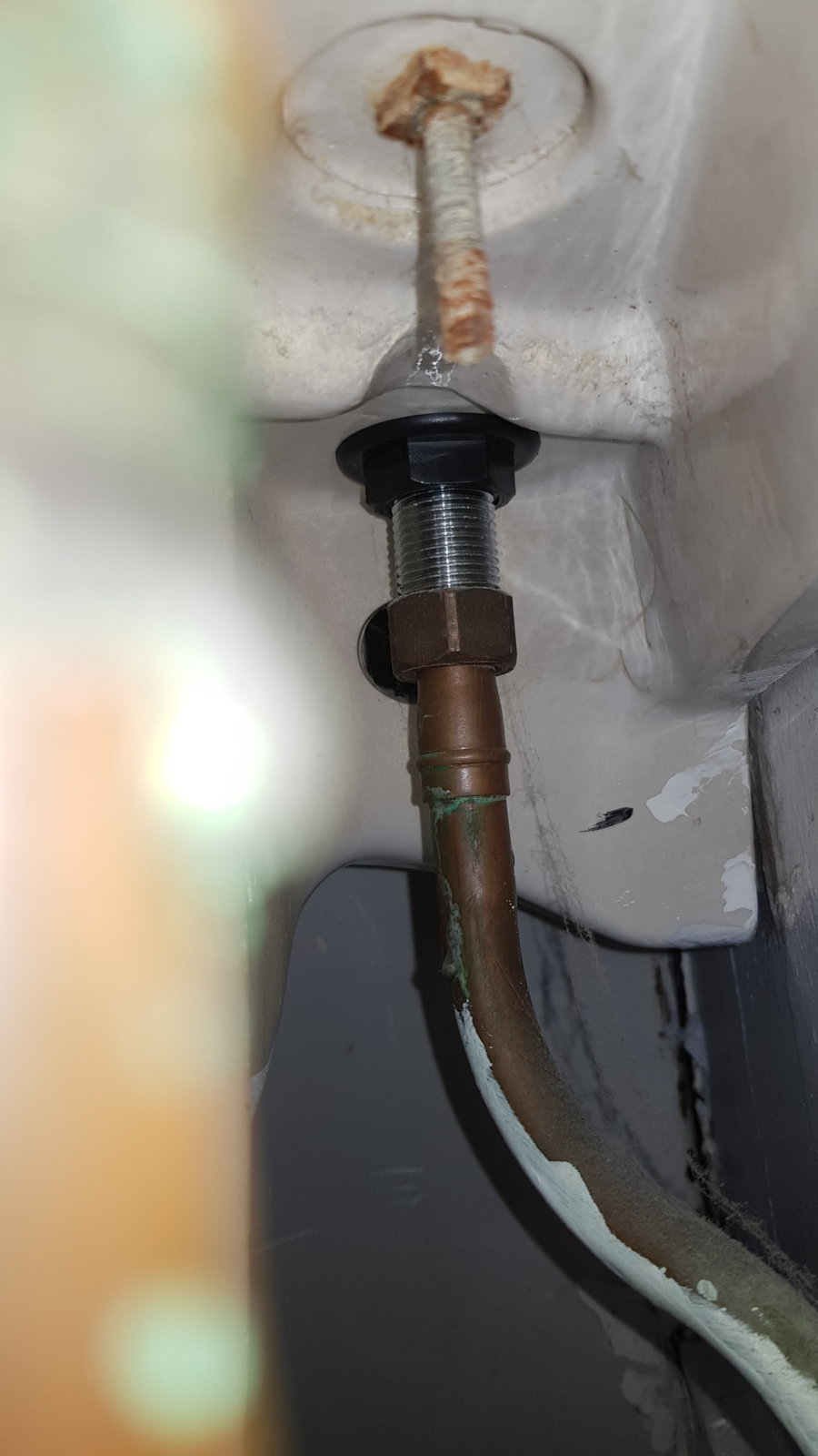 I may need to replace this tap is there any particular tools or advice