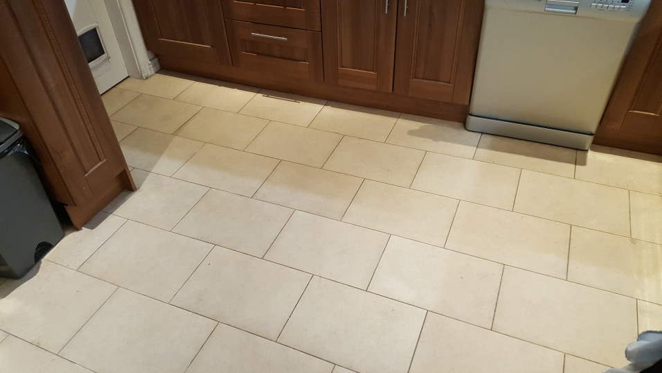 Lino Over Tiles Diynot Forums, How To Lay Lino On Tiles Floor