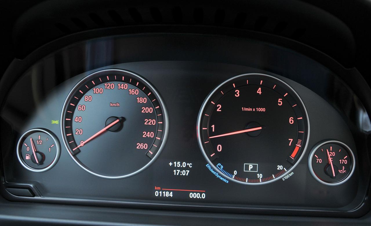 2011-bmw-535i-instrument-cluster-photo-394303-s-1280x782.jpg.91ccecc87b953fa5ccc02d34d2443646.jpg