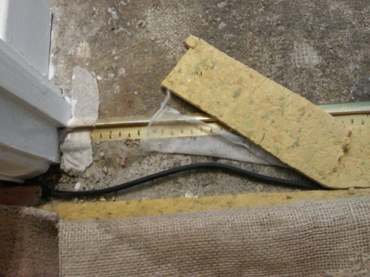 Hide Sky Cables Under Carpet Carpet Vidalondon