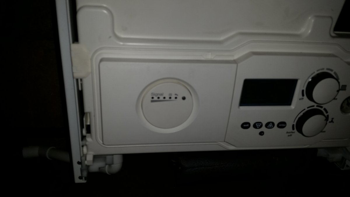 Help with hive fitting to ideal vogue boiler. DIYnot Forums