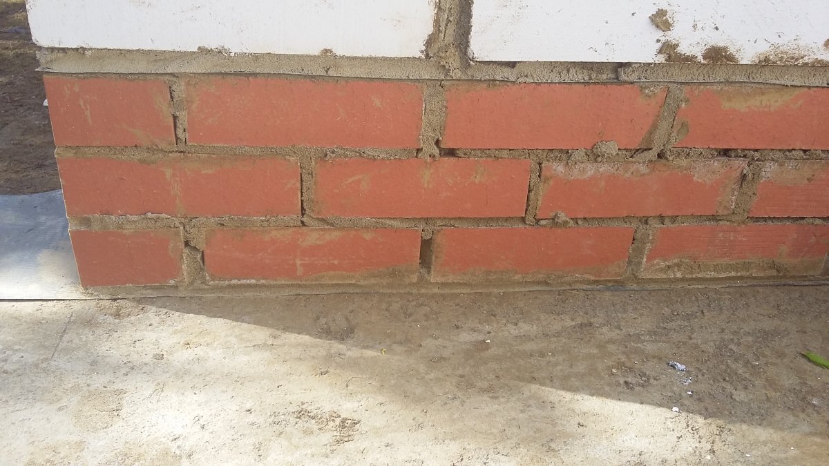 Is this a bad brickwork/foundation? (1) DIYnot Forums