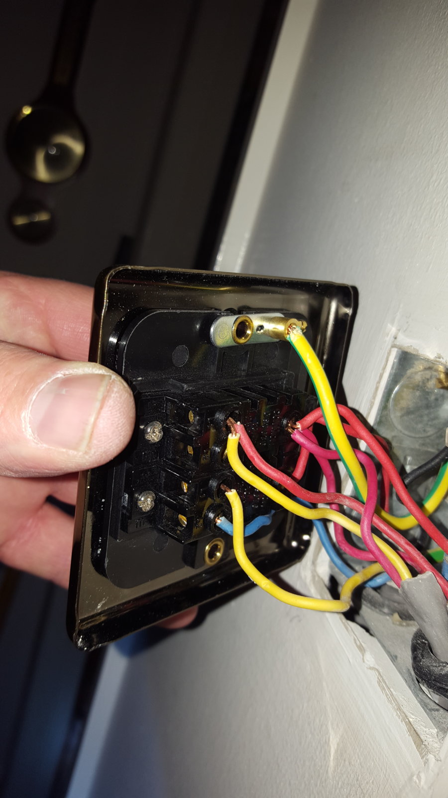 Integrated Bathroom Light and Extractor Fan (Fan not working) Page 2