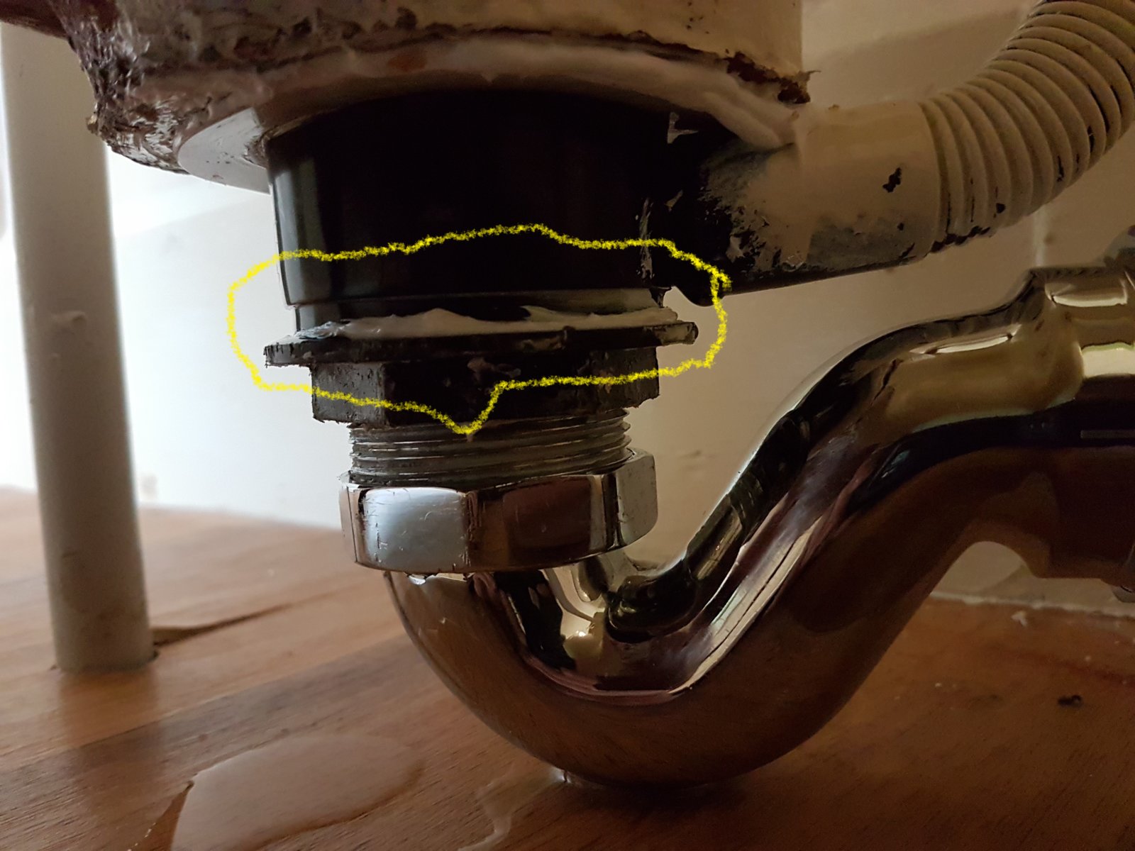 Leak from bath waste DIYnot Forums