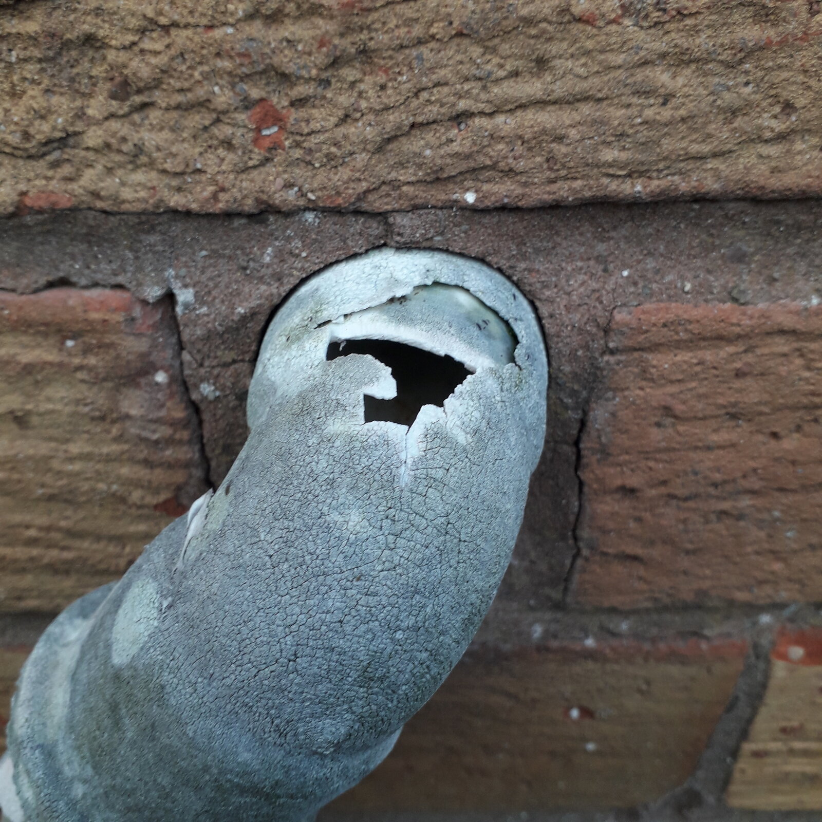 Outside kitchensink drain pipe corroded DIYnot Forums