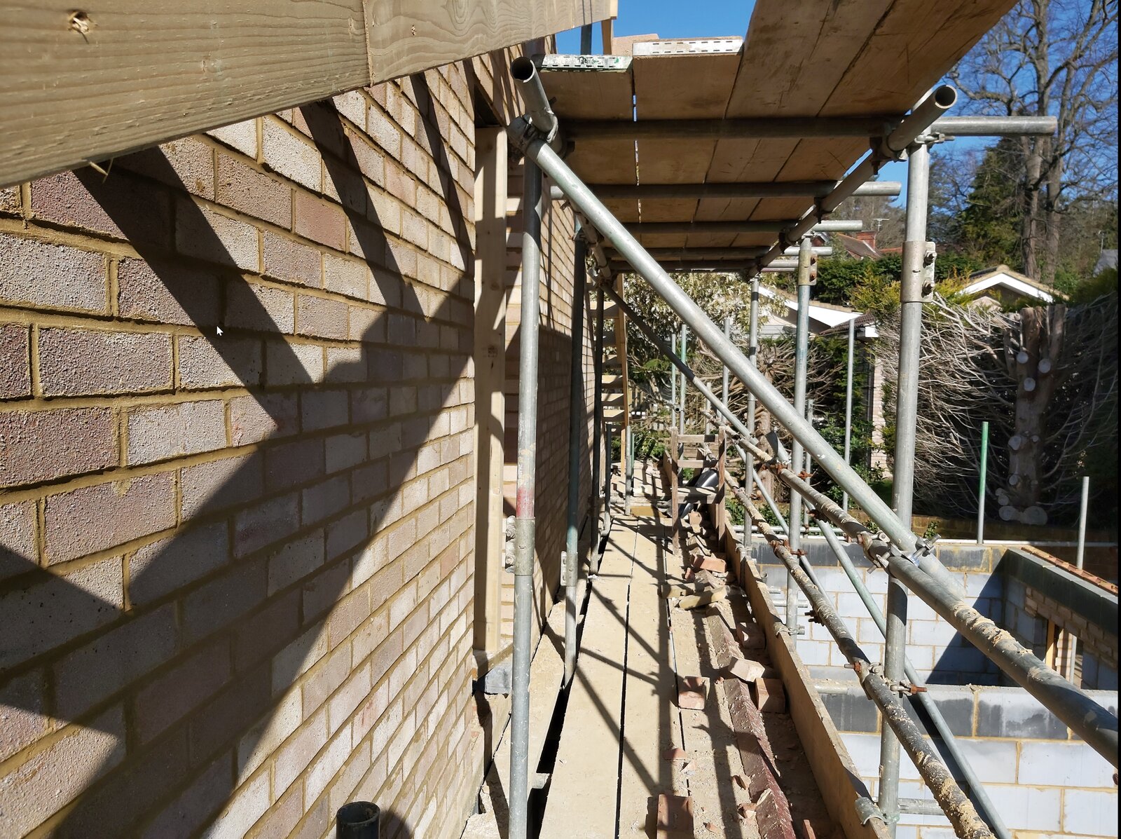 2022-03-20 20_45_44-Photo Viewer Slide Show.jpg