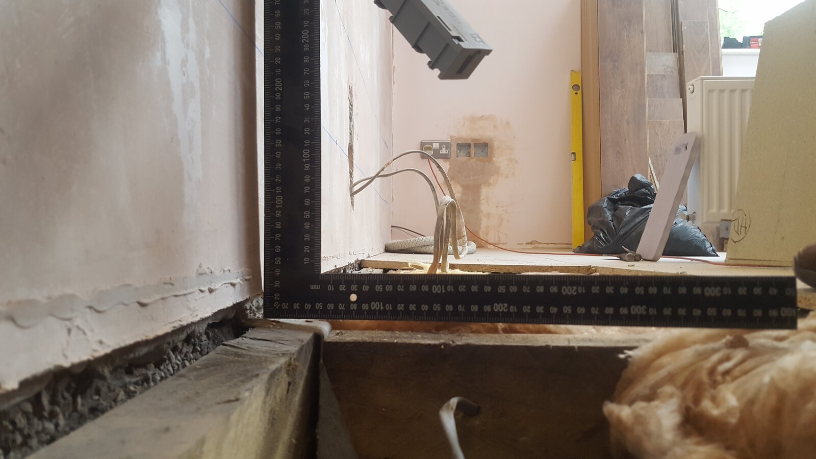 Thoughts about this floor uneven joists DIYnot Forums