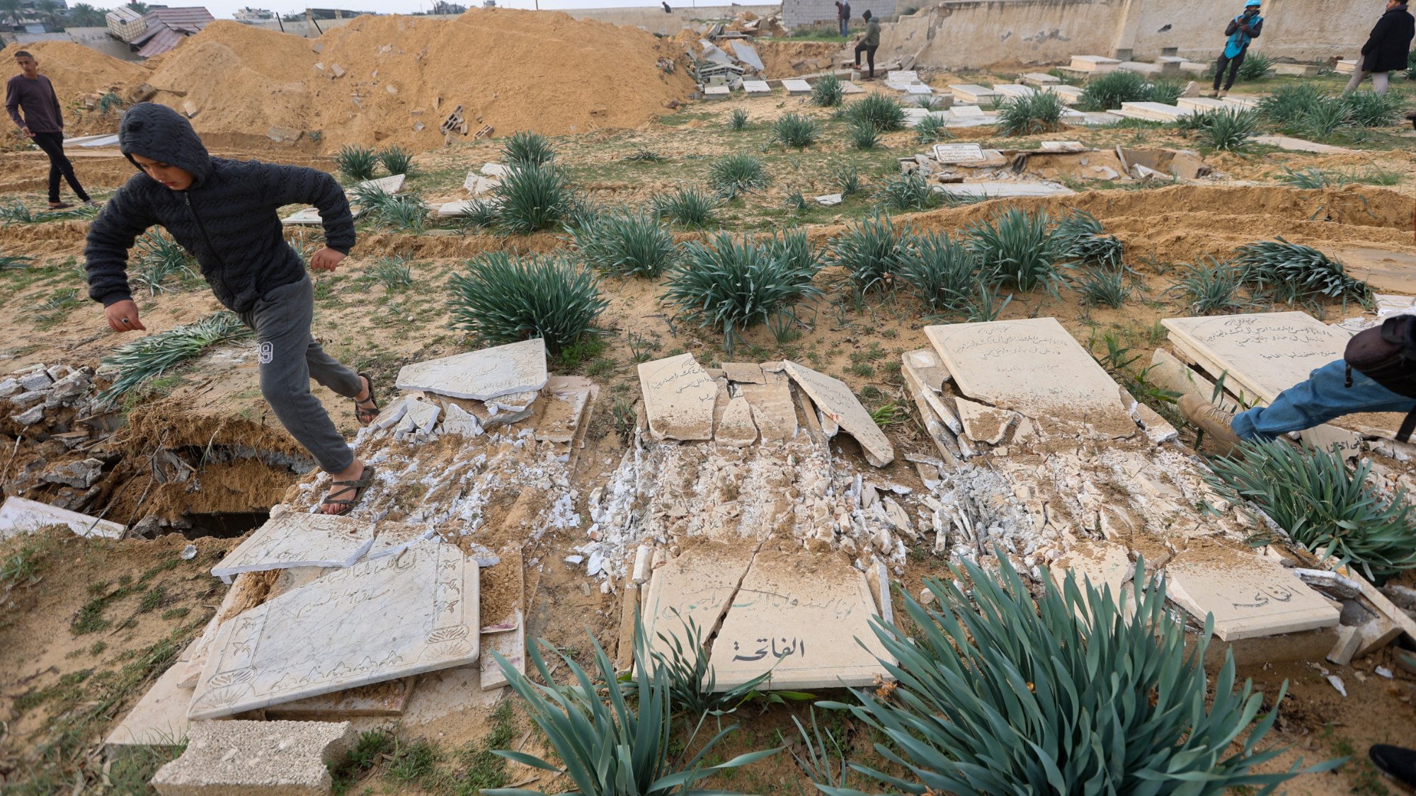 2024-01-17T113700Z_1764716427_RC2FJ5A7GGA6_RTRMADP_3_ISRAEL-PALESTINIANS (1).jpg