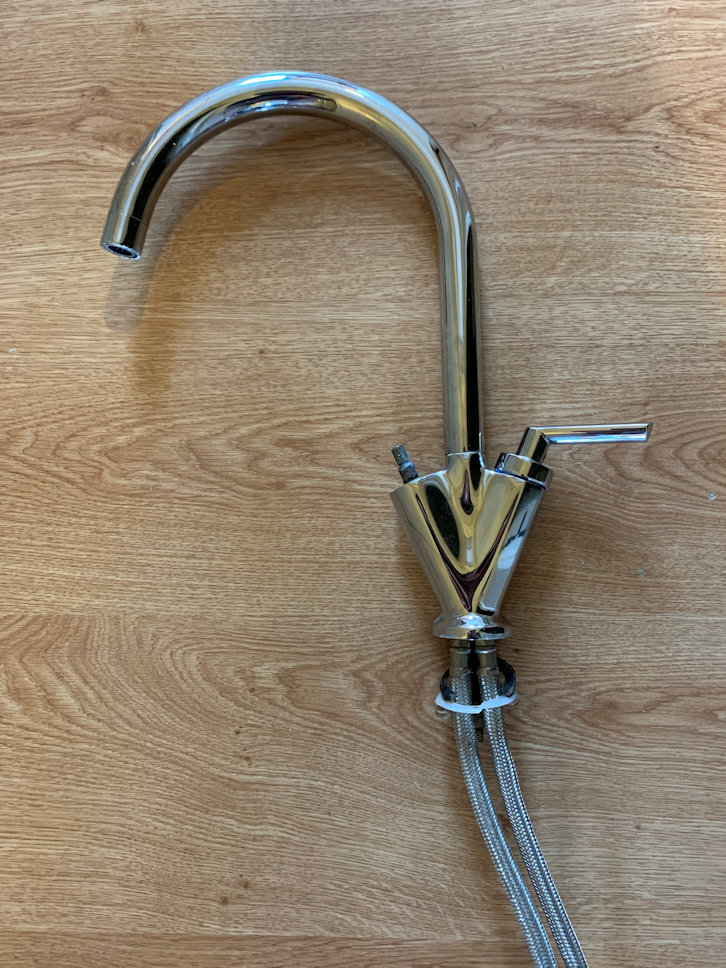 Which tools for changing kitchen tap cartridge and tightning tap