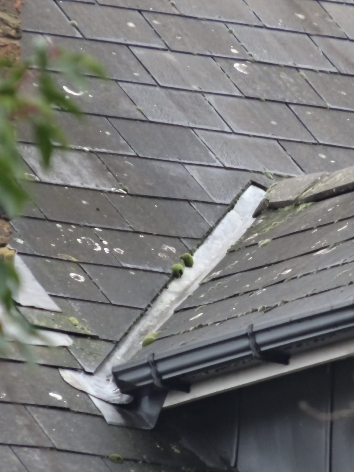 Repairing cracked lead valley flashing DIYnot Forums