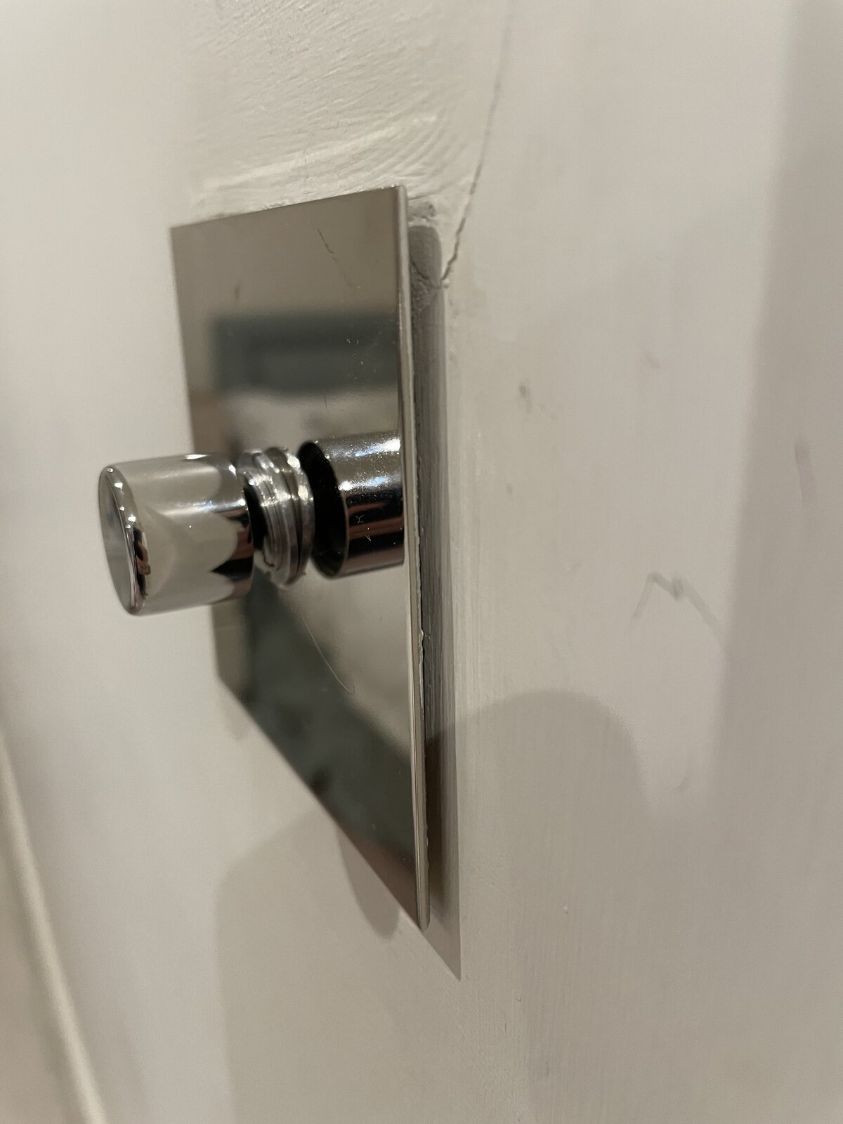 Dimmer light switch falling off wall DIYnot Forums