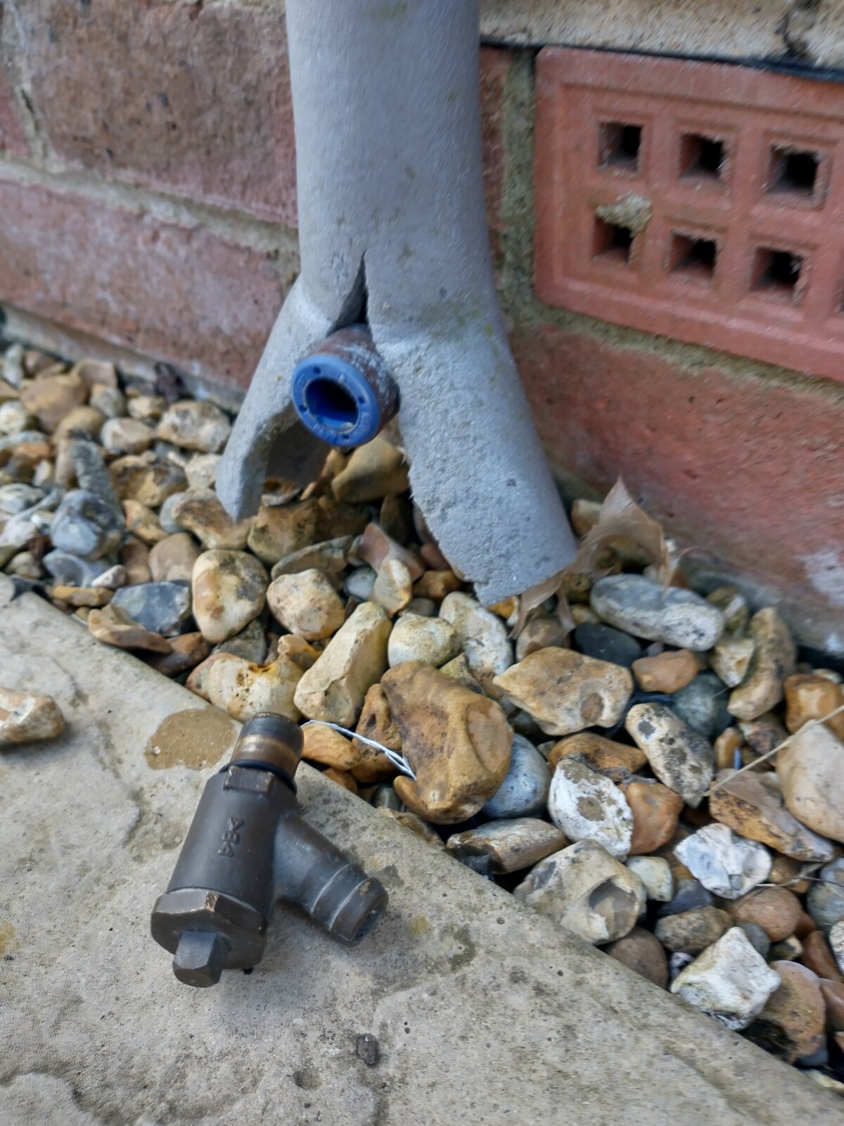 Garden Tap Problem DIYnot Forums