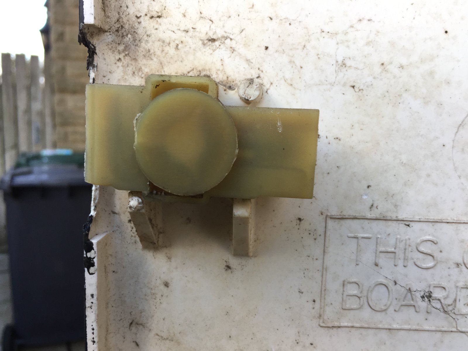 Electric Meter Box Replacement Sprung lock DIYnot Forums