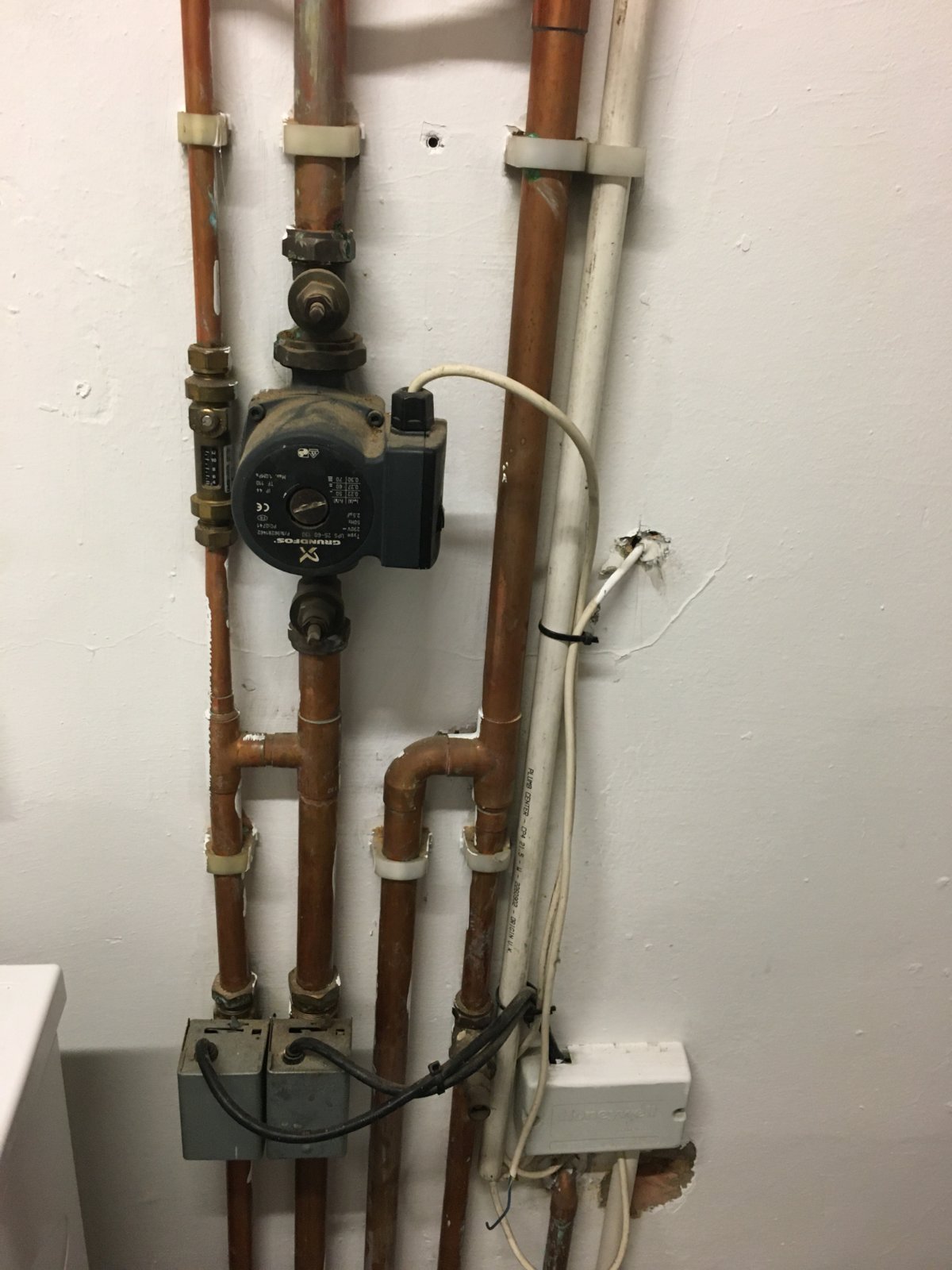 Faulty water cylinder thermostat? DIYnot Forums
