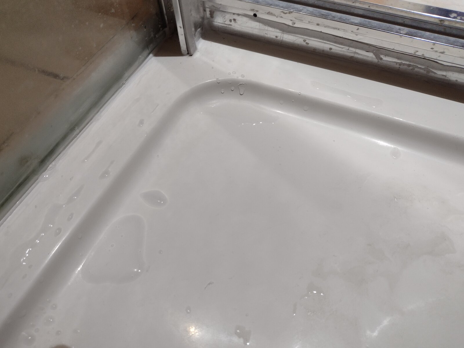 3 Glass side next to the door.jpg