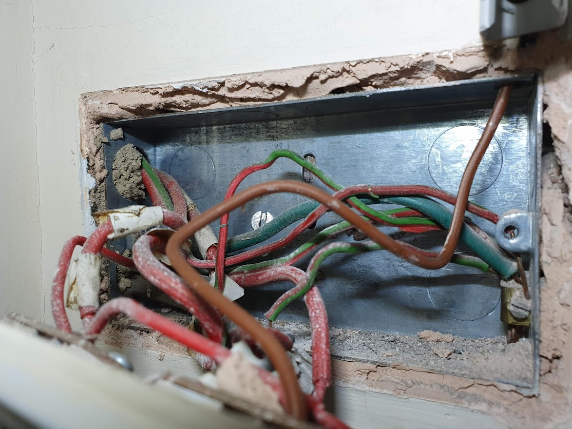 4-gang (red & green cpc2).jpg