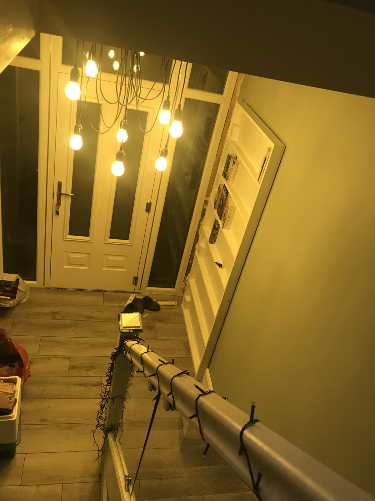 Perspex strips to stop books falling off thin shelf? DIYnot Forums