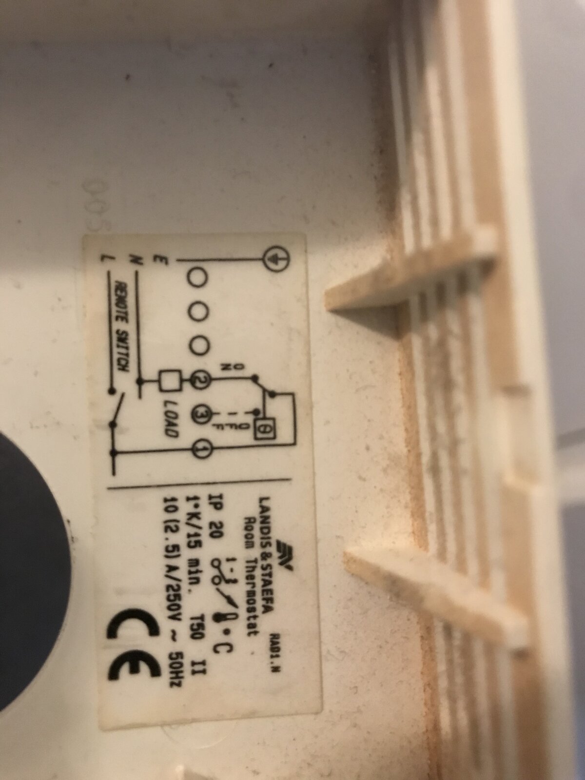 refrigerator - Fridge Thermostat Replacement - Terminals Differ. Wiring  Help - RLA36G.1 (UK) - Home Improvement Stack Exchange