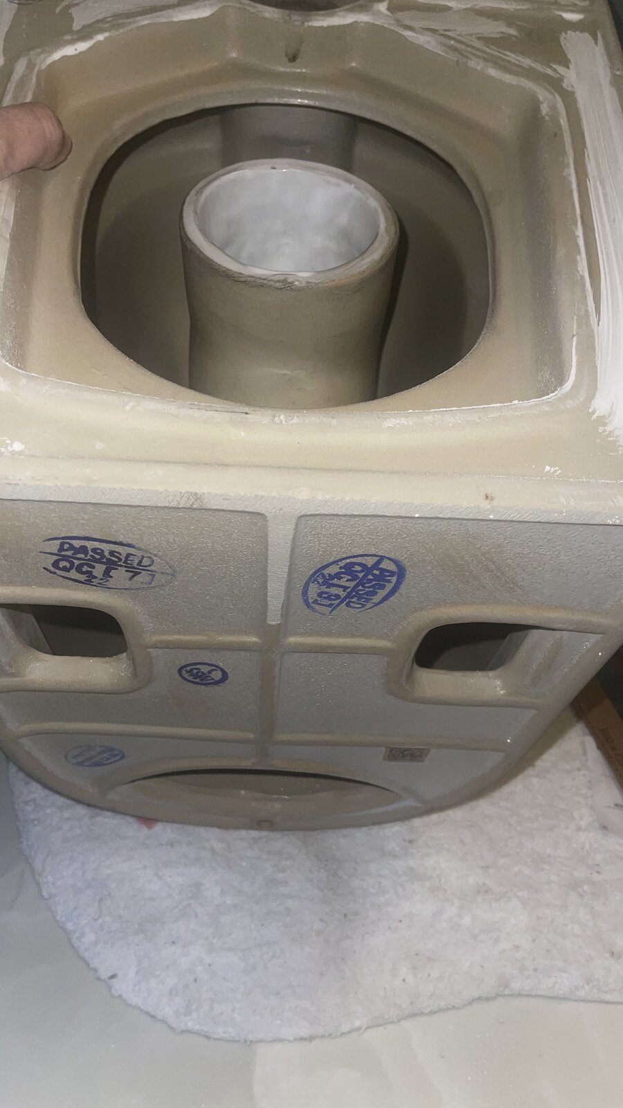 Back to wall toilet floor fixing issue DIYnot Forums