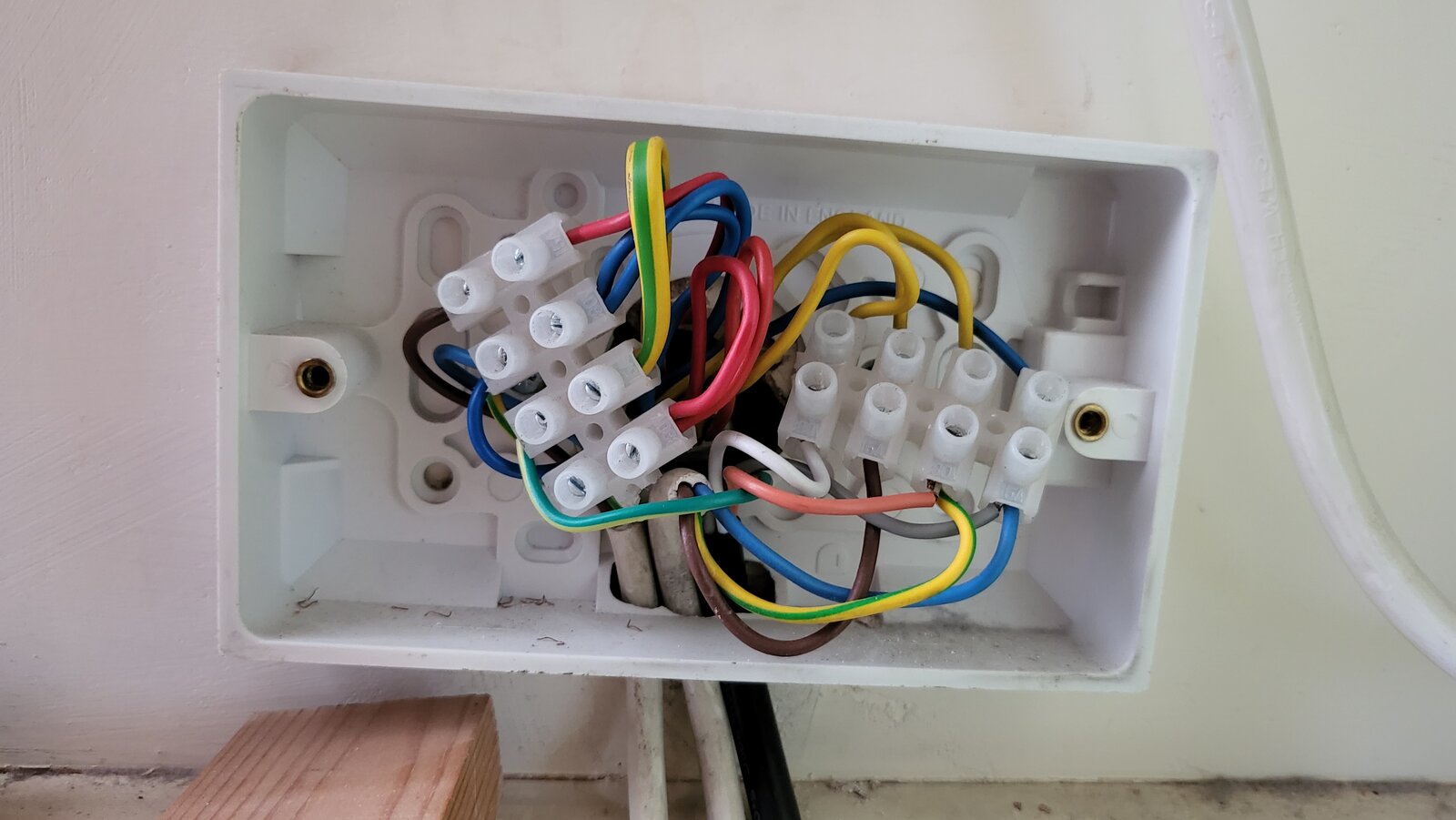 5 wiring center.jpg
